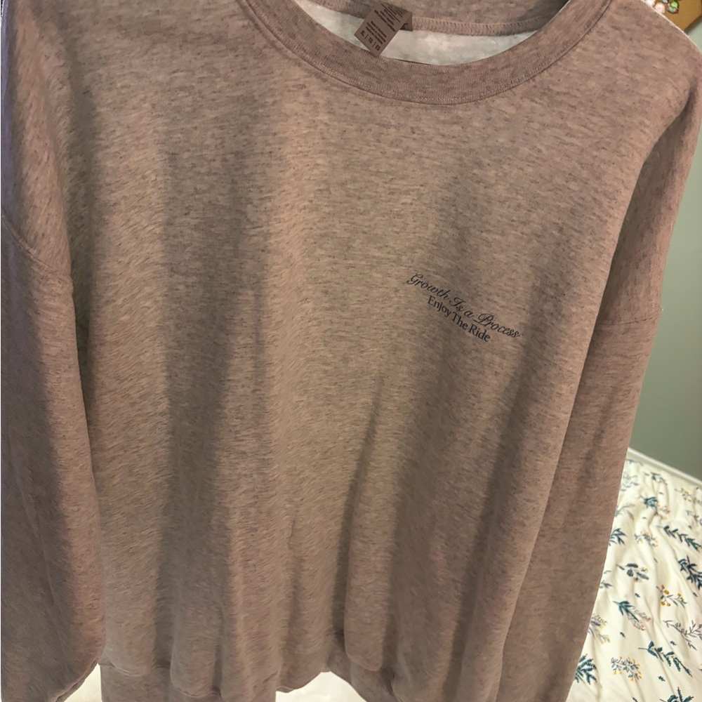 Muted Mauve Crewneck Sweatshirt with Subtle Chest Script